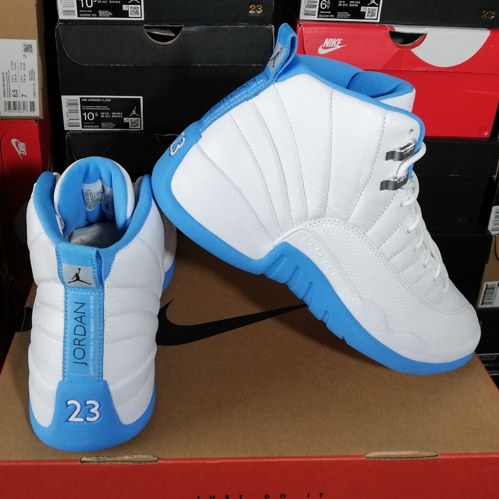 AIR JORDAN 12 RETRO MENS US SIZE 10.5 BRAND NEW IN BOX